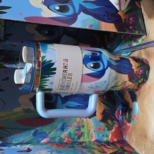 Stanley Blue Stitch Quencher H2.0 40oz Tumbler NIB